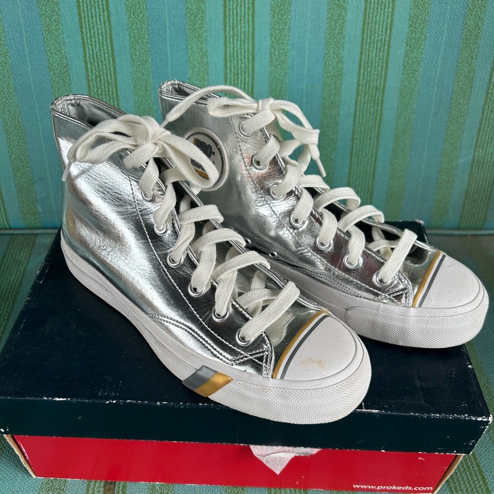 Pro keds High top metallic sneaker